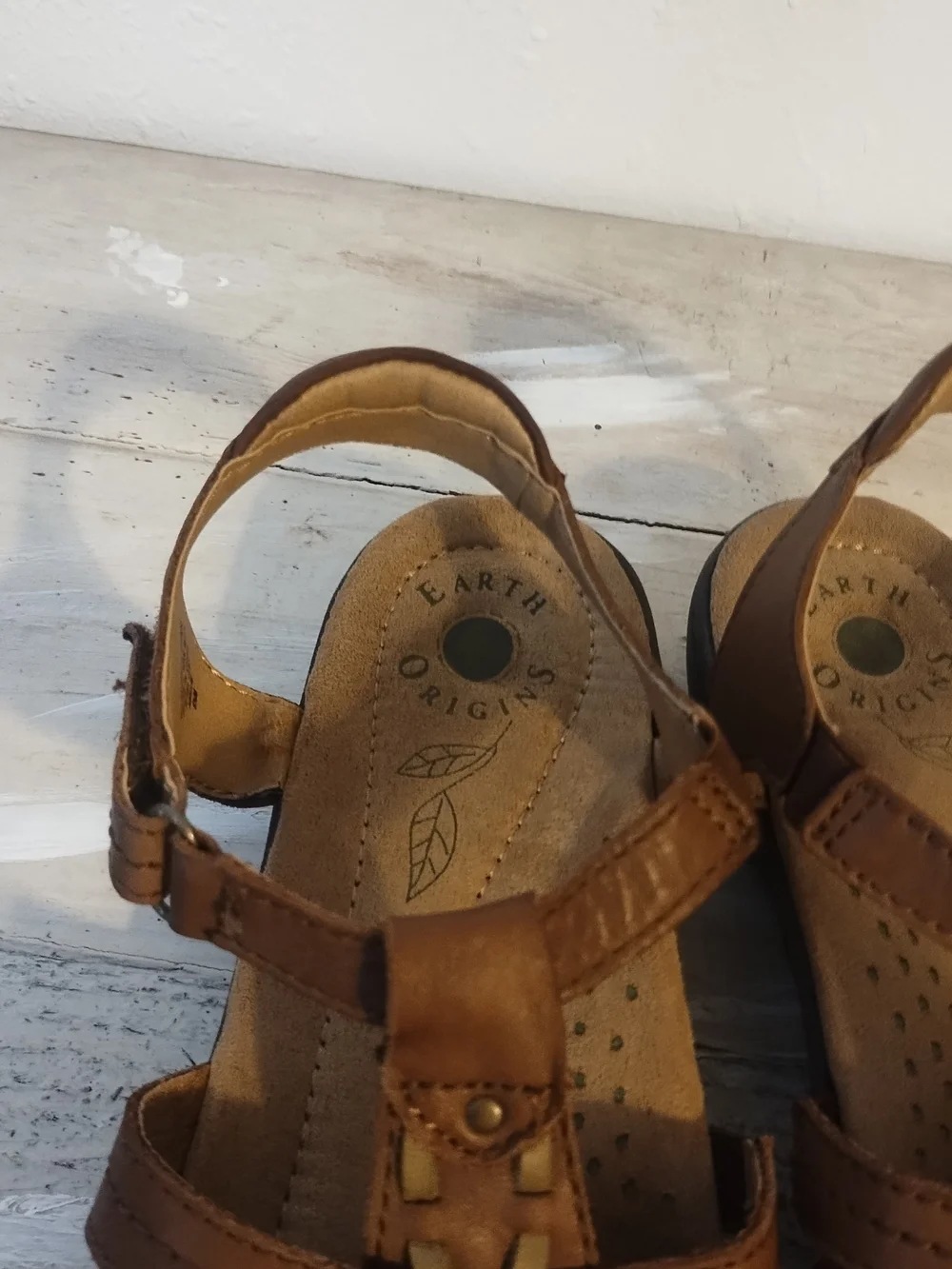Earth Origins weiltek system Women Brown Leather Strappy Comfort Sandals Size8.5